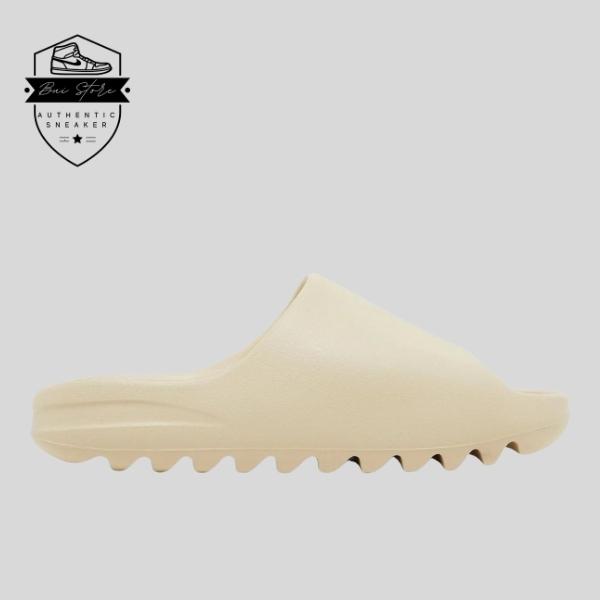 adidas Yeezy Slide "Bone" sẽ nâng niu đôi chân iu dấu của bạn