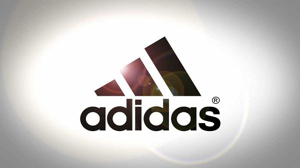 Nguồn gốc họa tiết "3 sọc" của Adidas