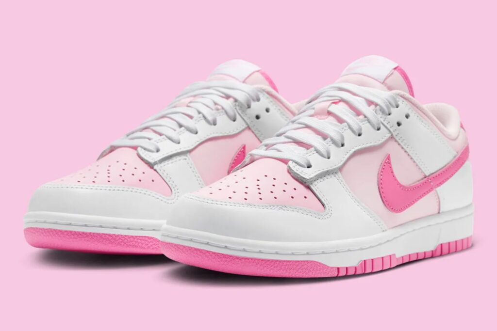 NIKE DUNK LOW PINKS