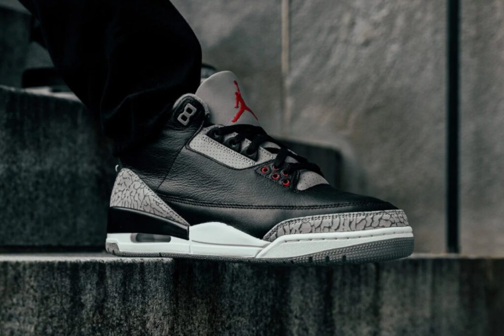 Air Jordan 3 OG Black Cement 2024