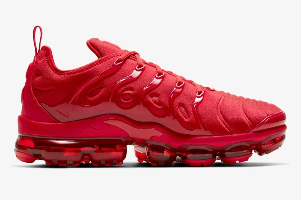 Nike Air VaporMax Plus "Triple Red"