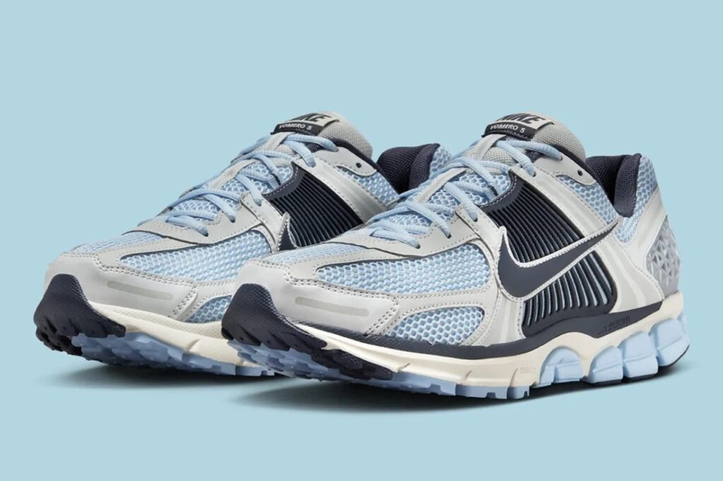 Nike Zoom Vomero 5 "Psychic Blue/Photon Dust"