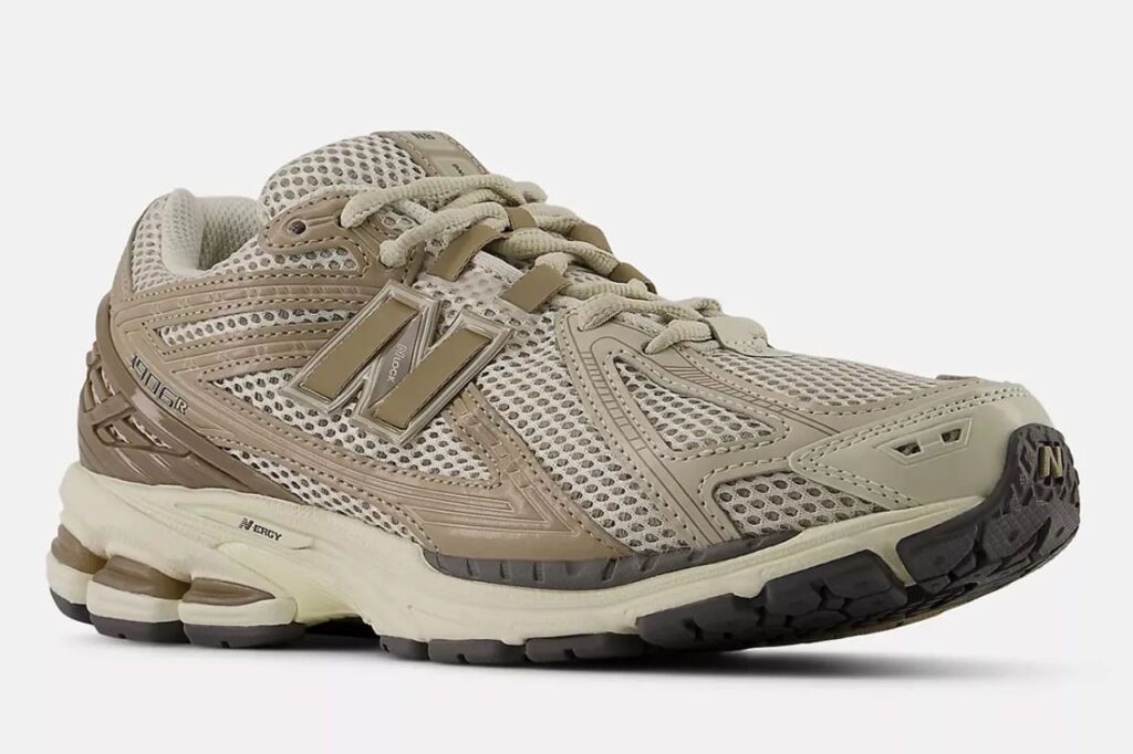 New Balance 1906R “Timberwolf”