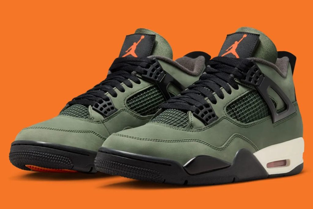 Air Jordan 4 x UNDEFEATED 'Deep Green and Clementine'